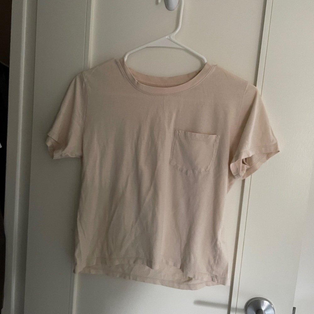 Beige everlane box cut tee with pocket